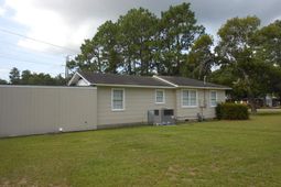 649 Laurel Road  photo 4