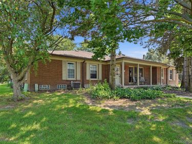 49139 Conway Court, Unit 25, Shelby Township, Mi 48315