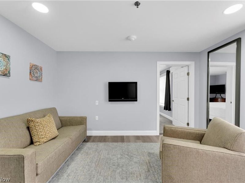 797 E Market Street, Unit 221, Akron, OH 44305 Photo 13