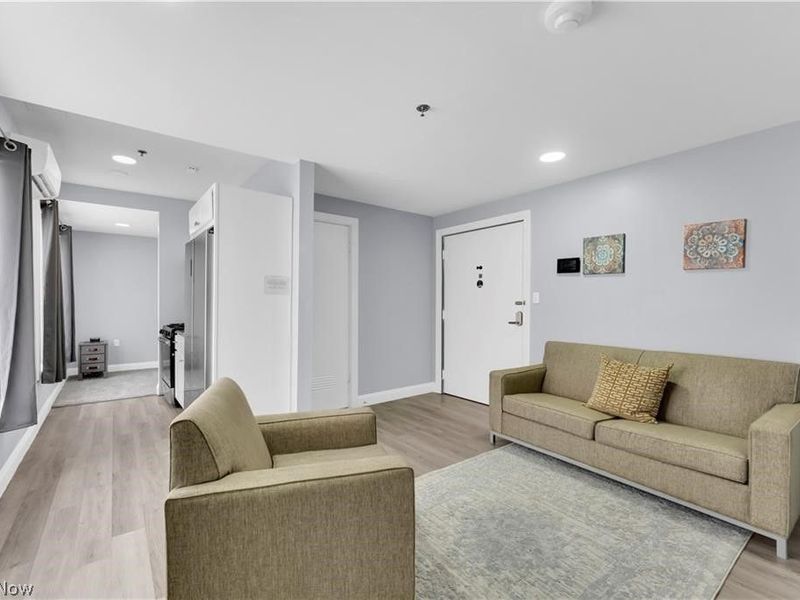 797 E Market Street, Unit 221, Akron, OH 44305 Photo 14