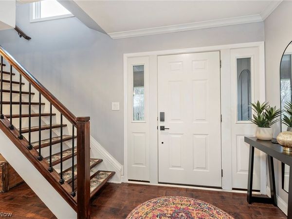 20 Kenton Road , Chagrin Falls, OH 44022