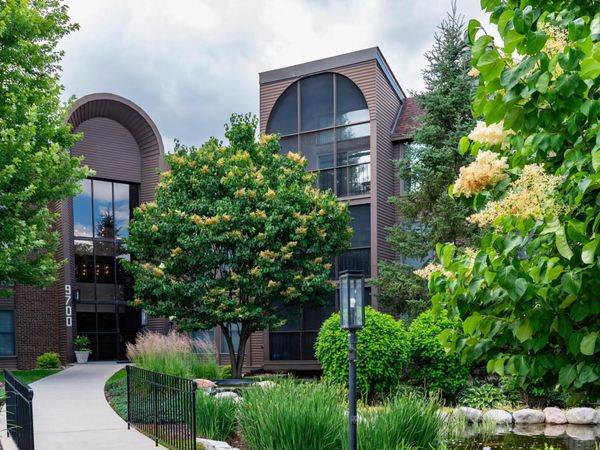 9700 Portland Avenue S, Unit 330, Bloomington, MN 55420