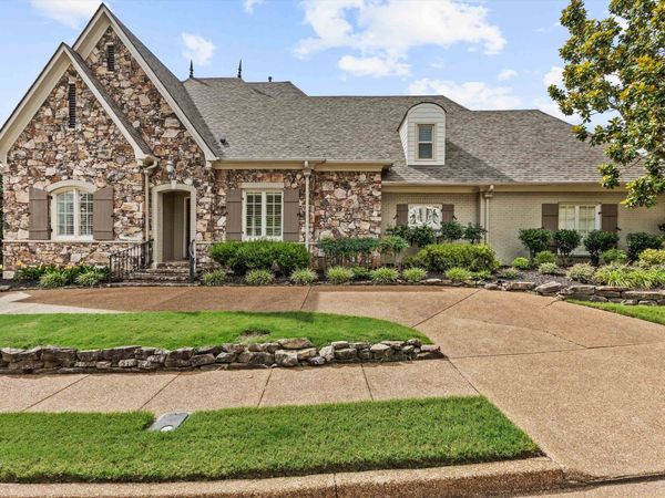 10211 STATFIELD DR, Collierville, TN 38017