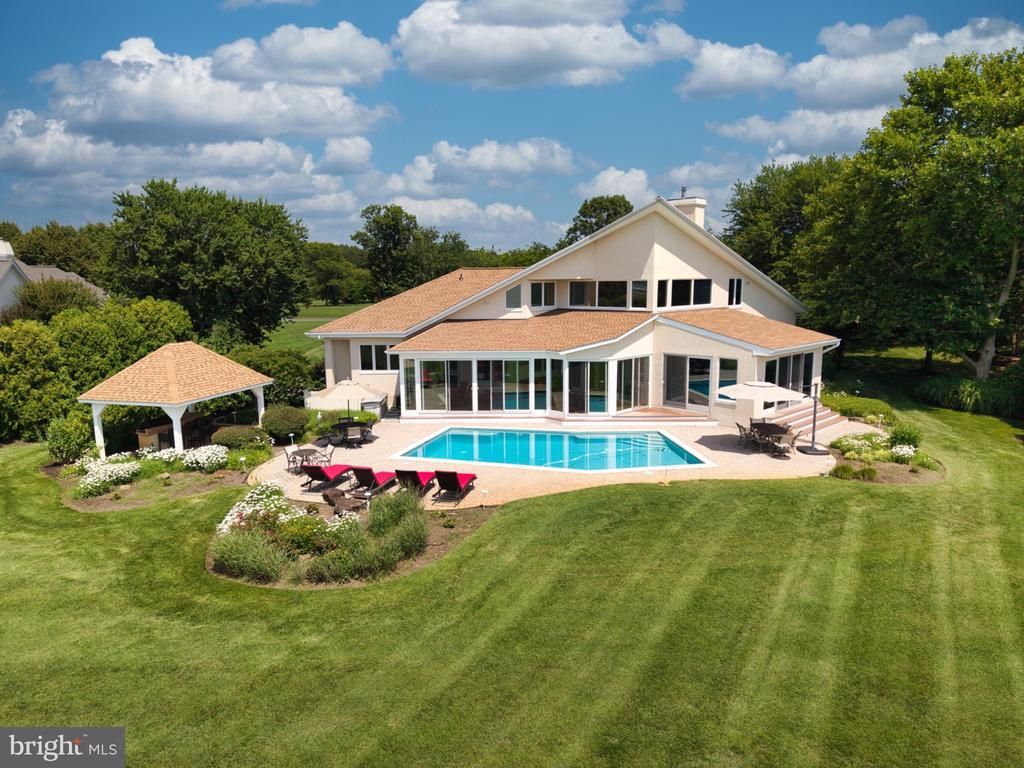 2882 COX NECK ROAD , CHESTER, MD 21619