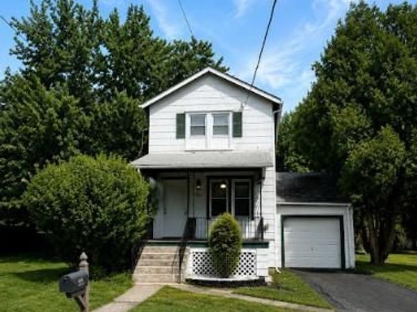 2260 W WALNUT STREET, COLMAR, PA 18915