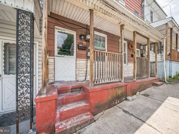 134 134 1/2 W SPRUCE STREET , TAMAQUA, PA 18252