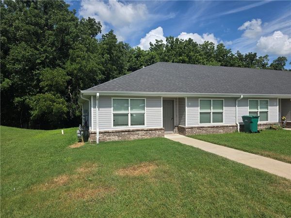 320 Westbrook Court , Unit 1, Decatur, AR 72722