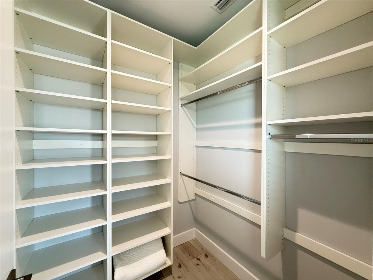 4644 Van Kleeck Drive, New Smyrna Beach, FL 32169 Photo