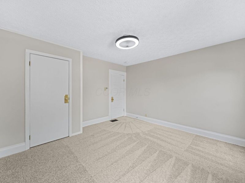353 E Morrill Avenue, Columbus, OH 43207 Photo 21