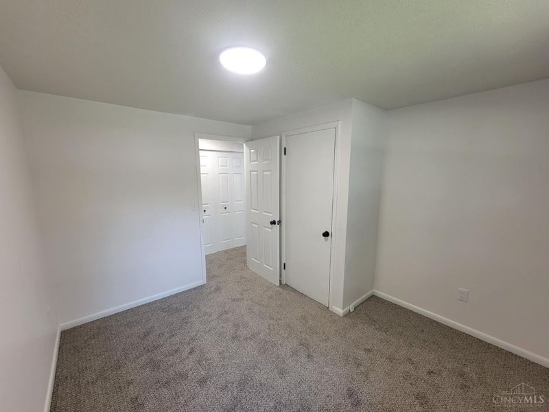 130 W Josie Avenue, Hillsboro, OH 45133 Photo 15