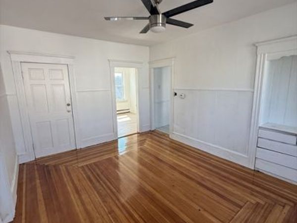 45 Cedar St, Unit 3, Lawrence, MA 01841