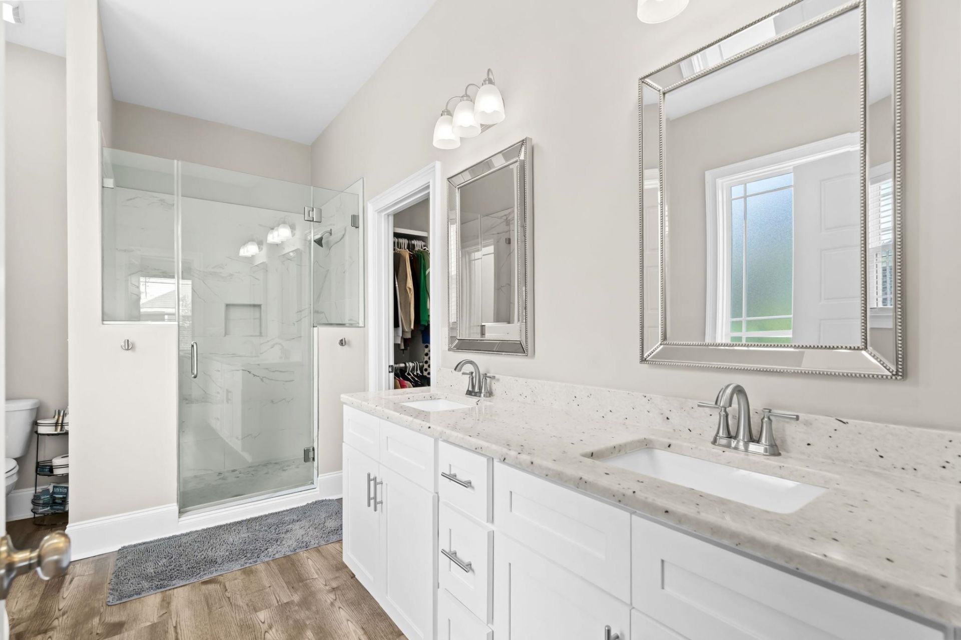 979 Henry James Dr. Photo 31