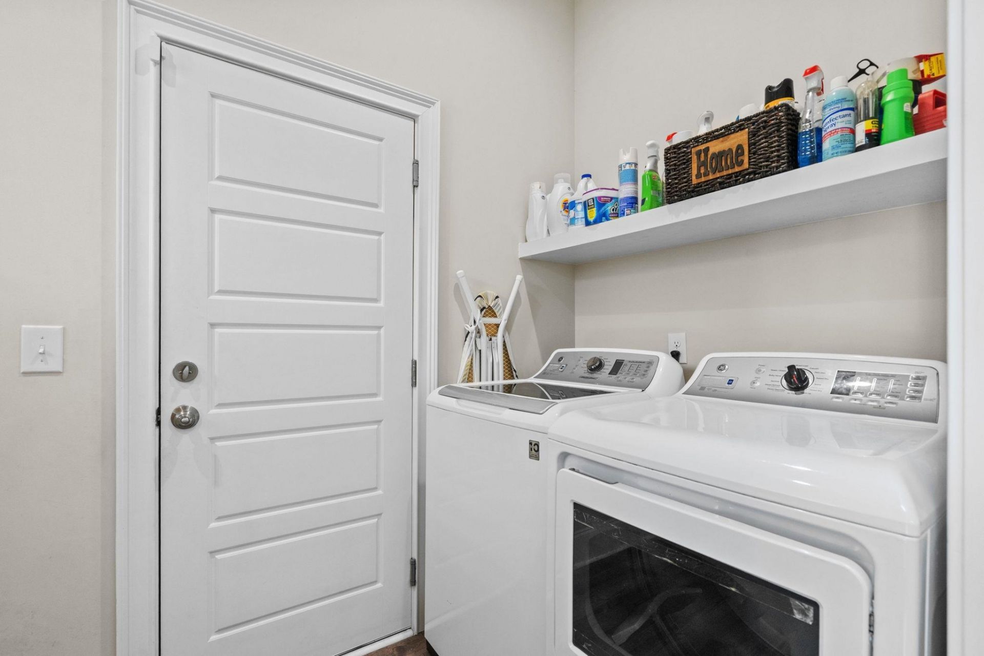 979 Henry James Dr. Photo 45