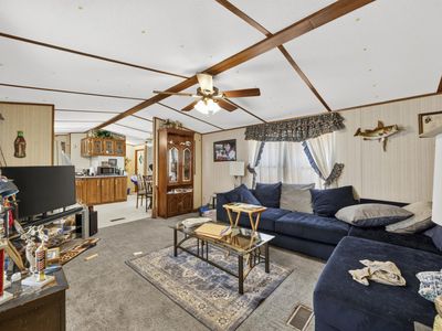 517 Helmet Lane, Cross, SC 29436