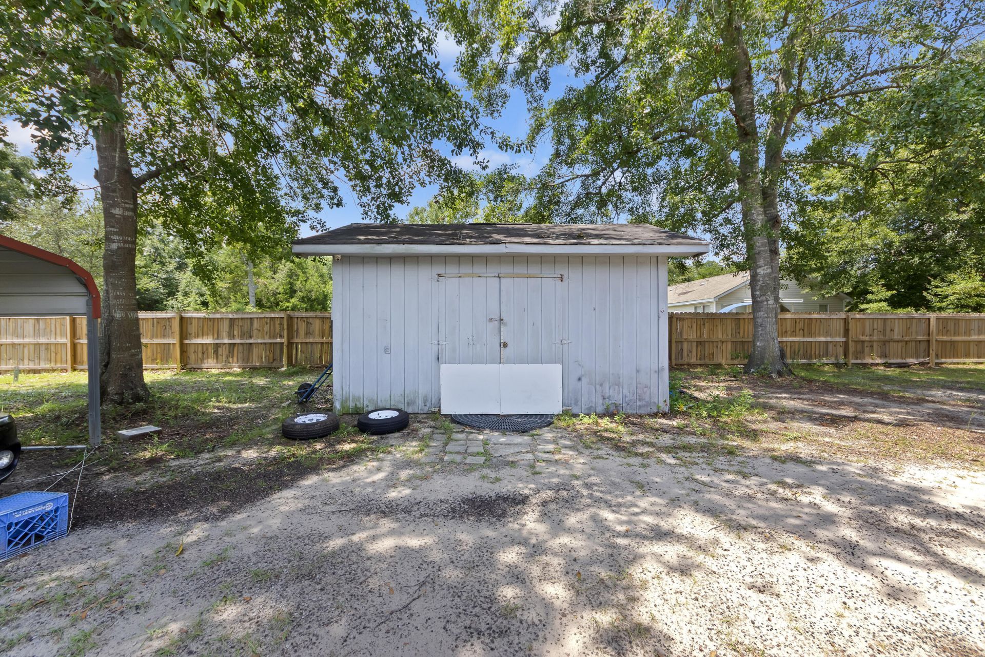 517 Helmet Lane Photo 12