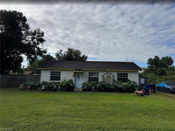 559 San Bernardino ST , NORTH FORT MYERS, FL 33903