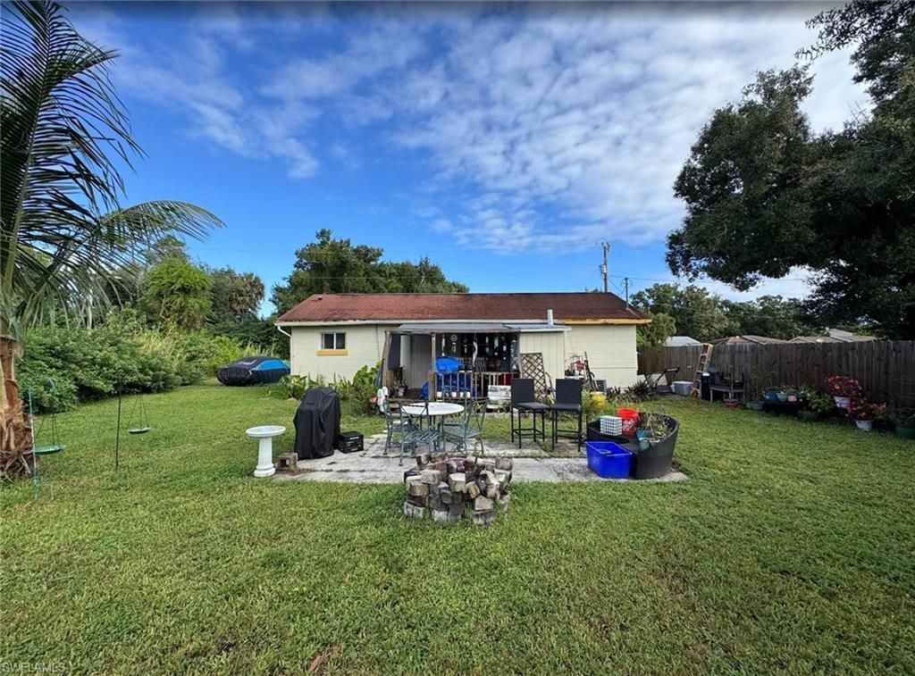 559 San Bernardino St, North Fort Myers, FL 33903 Photo