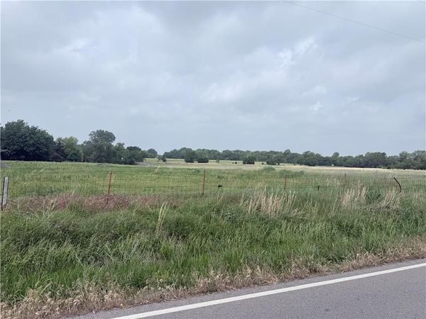 00000 W 160 Highway, Independence, KS 67301