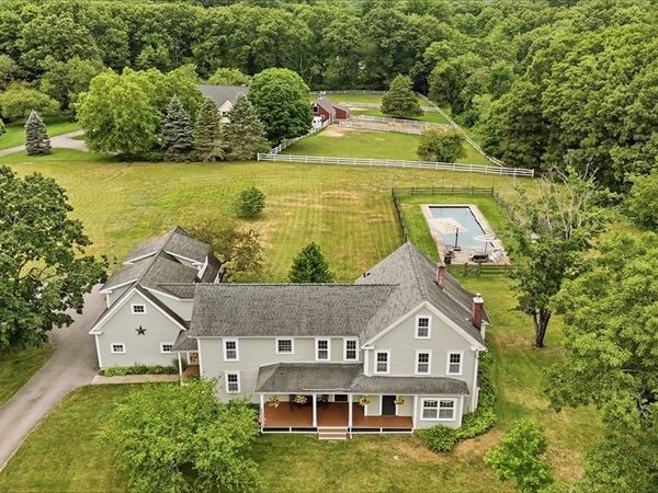 122 Russell Street, Carlisle, MA 01741