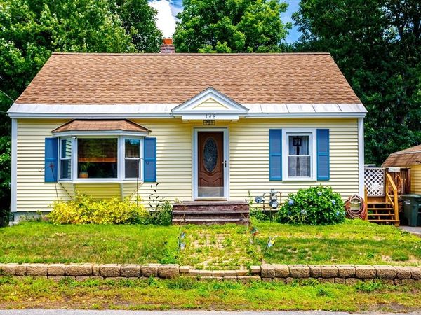 148 Pond St, Leominster, MA 01453