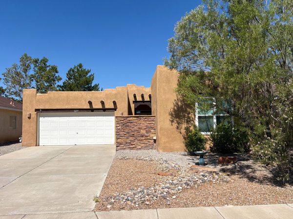 10215 Marin Drive NW, Albuquerque, NM 87114