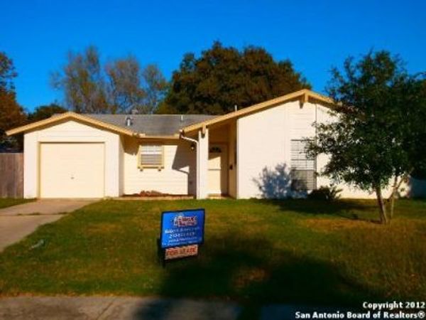 225 LINDA CT, Schertz, TX 78154