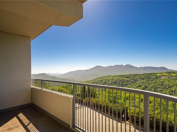 303 Sugar Top Drive , Unit 2210, Banner Elk, NC 28604