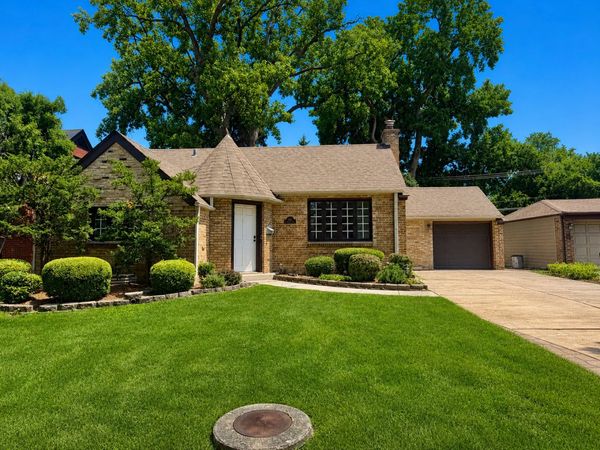 427 S Western Avenue , Park Ridge, IL 60068