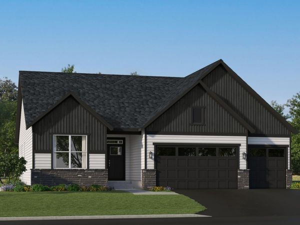 1924 White Pine Way , Carver, MN 55315