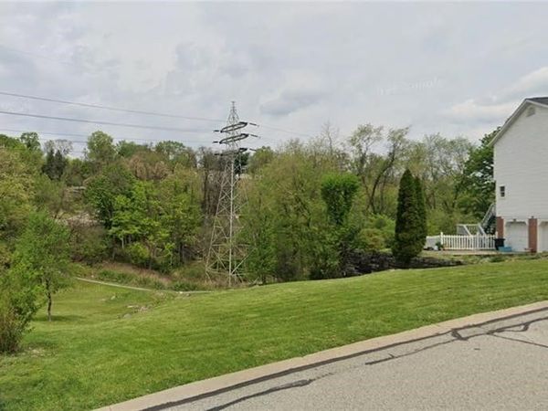 0 Edge Rd, Pittsburgh, PA 15227