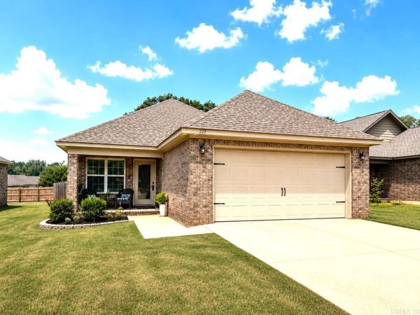 255 Wolf Den Drive , Jonesboro, AR 72405