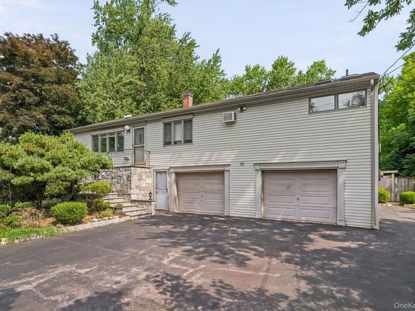 11 Louise Drive , West Nyack, NY 10994