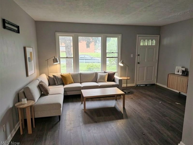 898 Wayside Road, Cleveland, OH 44110 Photo 10