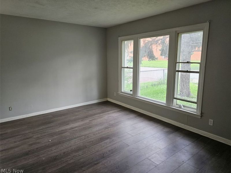 898 Wayside Road, Cleveland, OH 44110 Photo 12