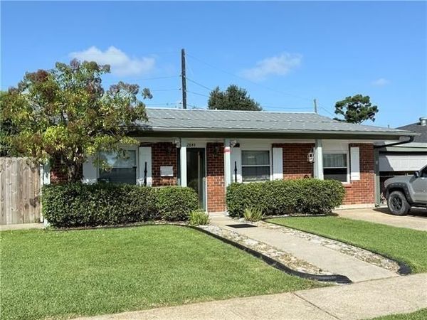 2844 GLEENBROOK Drive, Gretna, LA 70053