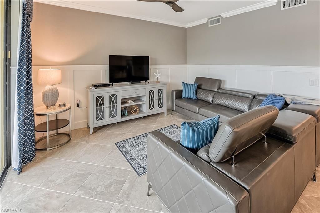 9572 Trevi Ct, Unit 5037, Naples, FL 34113 Photo