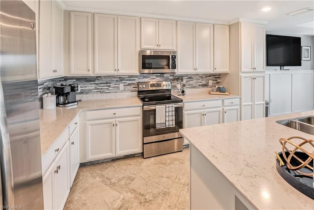 9572 Trevi Ct, Unit 5037, Naples, FL 34113 Photo