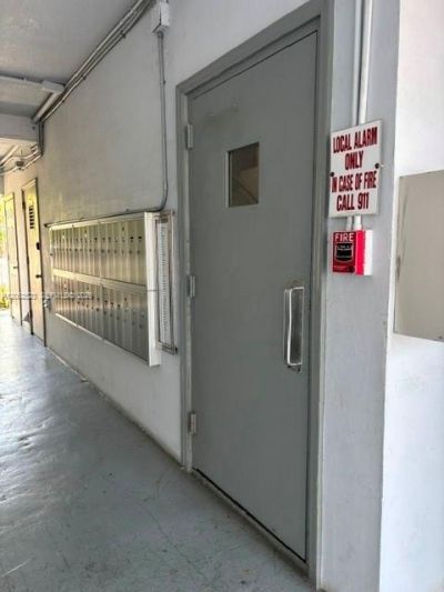 3177 S Ocean Dr, Unit 217, Hallandale Beach, FL 33009 Photo