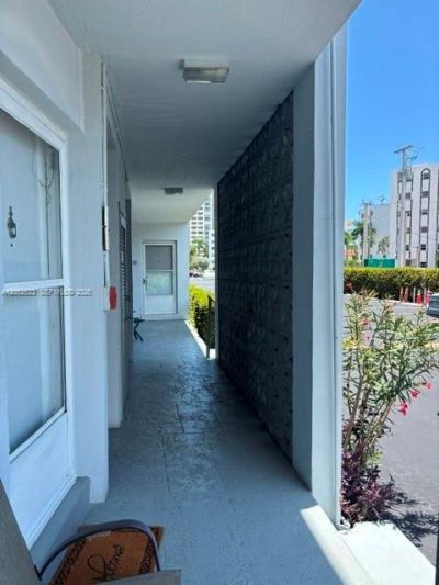 3177 S Ocean Dr, Unit 217, Hallandale Beach, FL 33009 Photo
