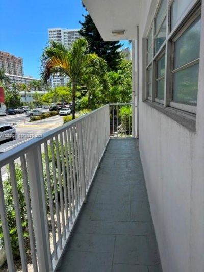 3177 S Ocean Dr, Unit 217, Hallandale Beach, FL 33009 Photo
