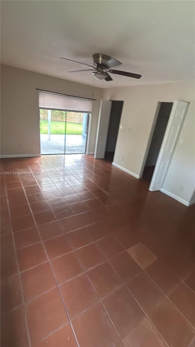 590 SW 166th Ter, Weston, FL 33326 Photo