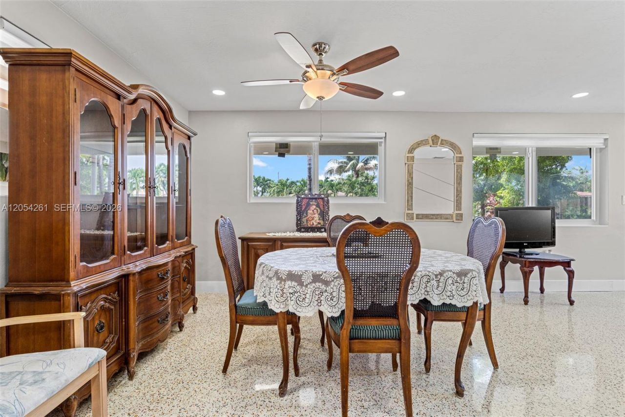 766 E 36th St, Hialeah, FL 33013 Photo
