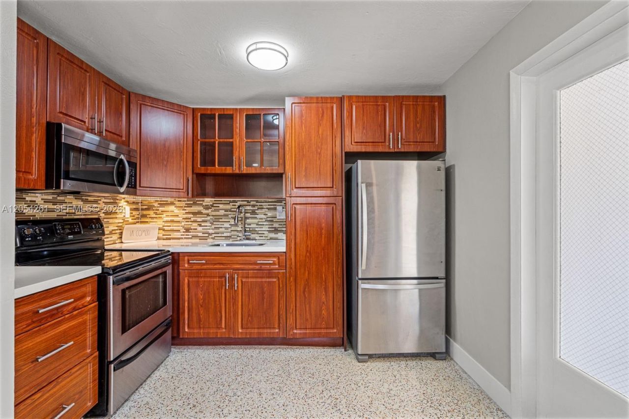 766 E 36th St, Hialeah, FL 33013 Photo
