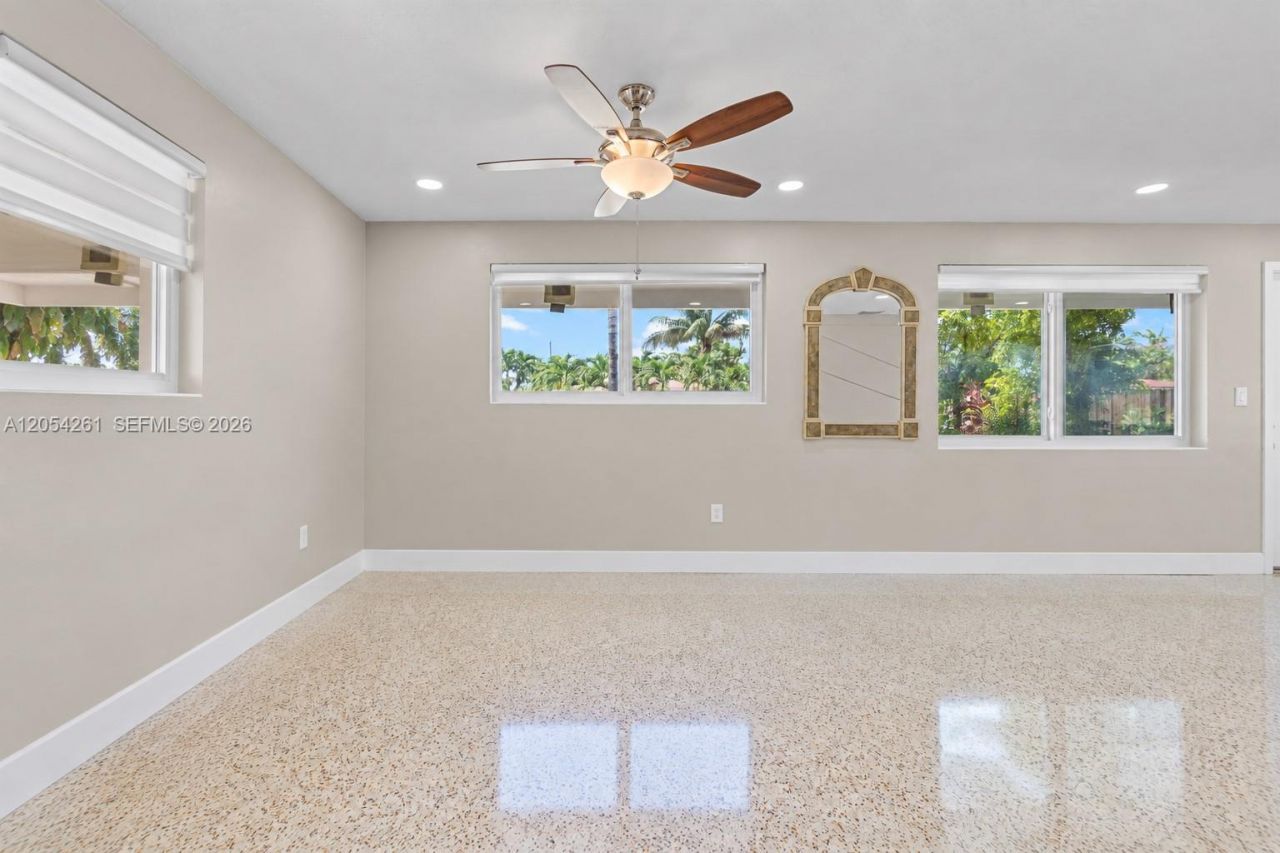 766 E 36th St, Hialeah, FL 33013 Photo