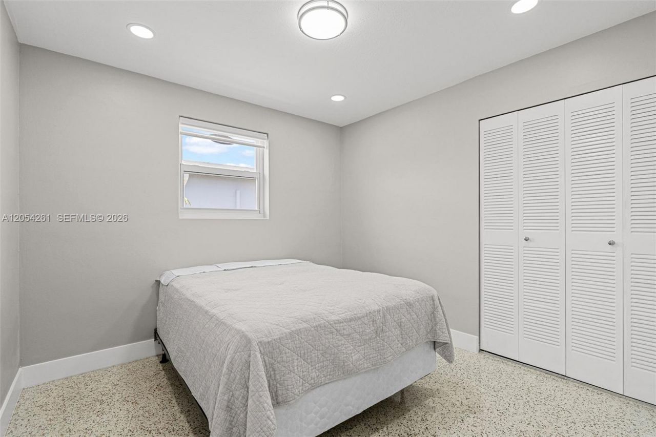 766 E 36th St, Hialeah, FL 33013 Photo