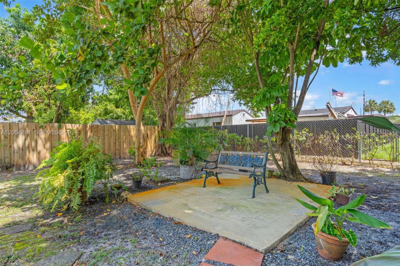 766 E 36th St, Hialeah, FL 33013 Photo