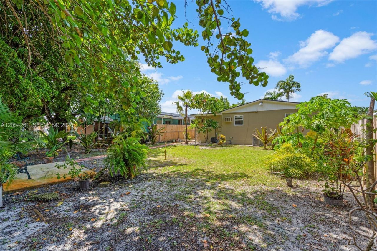 766 E 36th St, Hialeah, FL 33013 Photo
