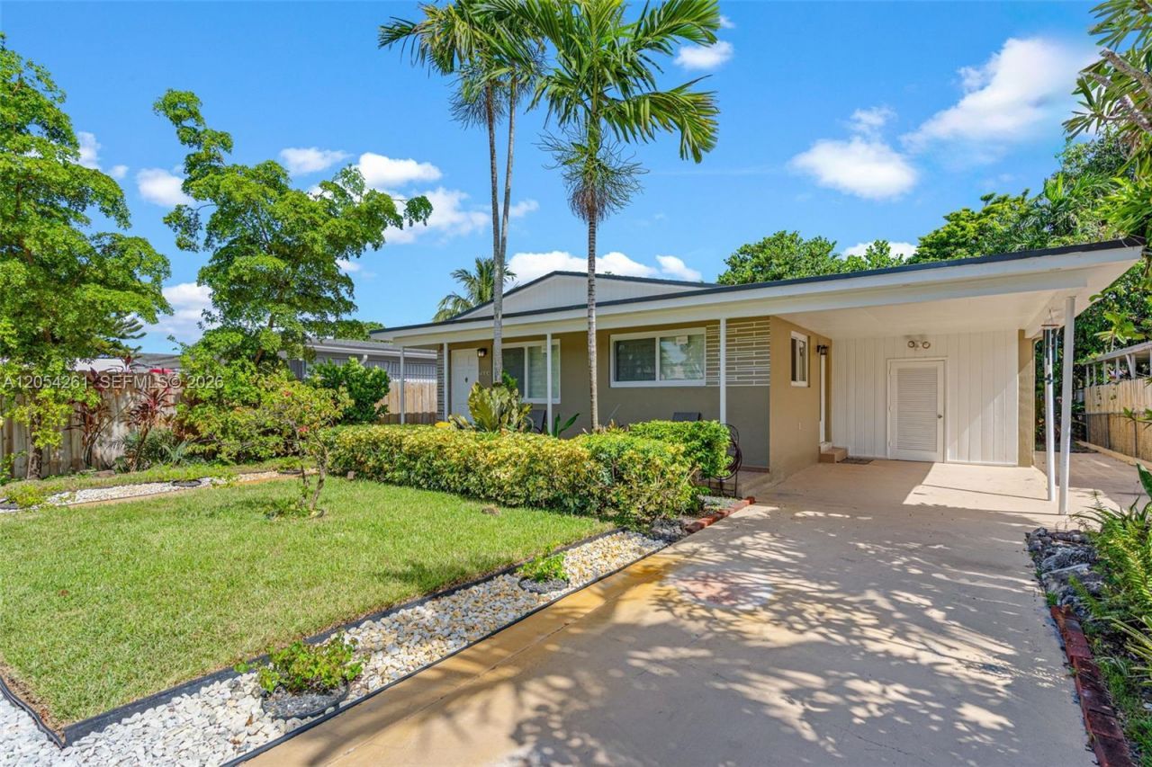 766 E 36th St, Hialeah, FL 33013 Photo