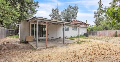 5890 Hollyhurst Way, Sacramento, CA 95823 Photo