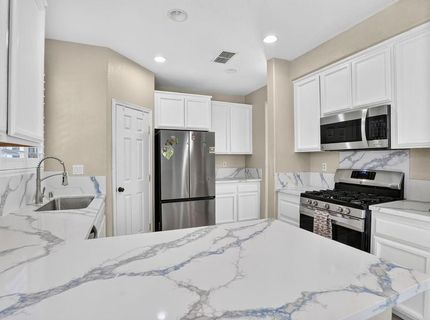 5455 Birk Way, Sacramento, CA 95835 Photo